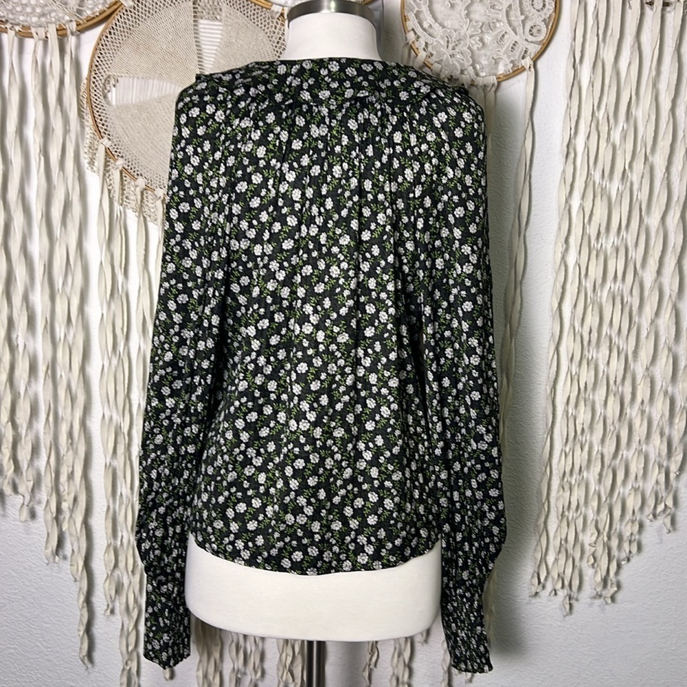 Anthropologie Peter Pan Collar Black and Green Ditzy Floral Print Blouse Small - Picture 8 of 12
